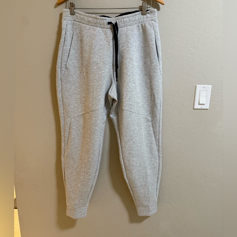 DSG Men’s Sport Fleece Joggers Light Gray Size M NWT